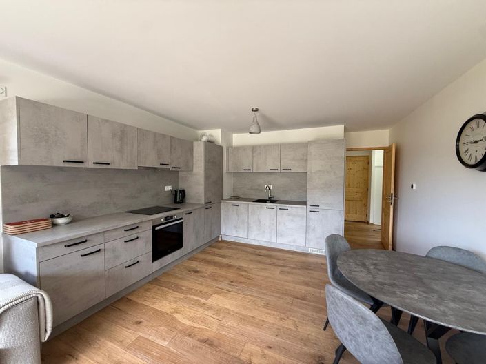 Image No.8-3 Bed Apartment for sale