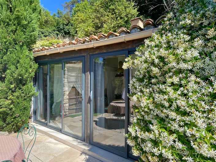 Image No.21-6 Bed House for sale