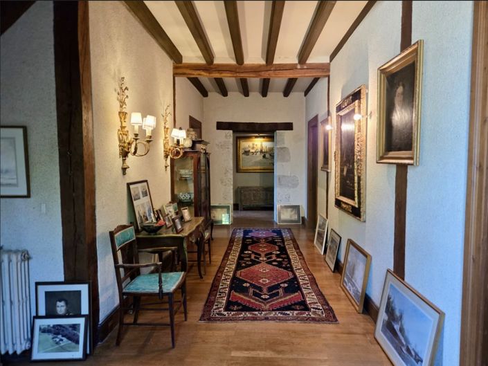 Image No.14-6 Bed House for sale