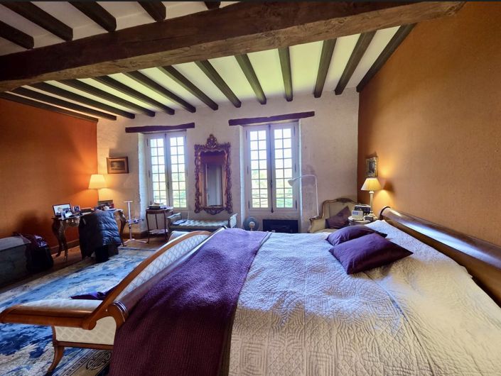 Image No.15-6 Bed House for sale