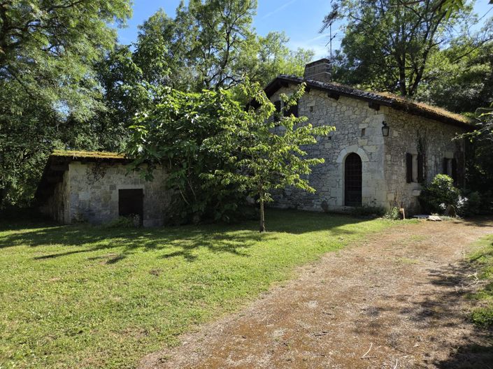 Image No.30-6 Bed House for sale