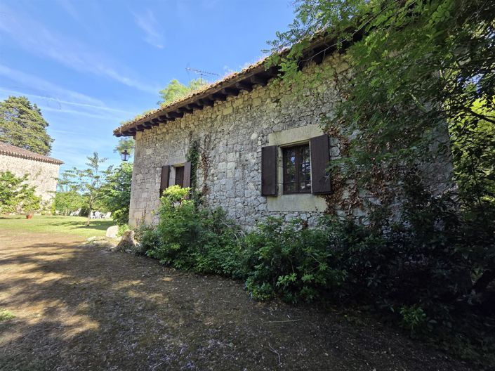 Image No.38-6 Bed House for sale