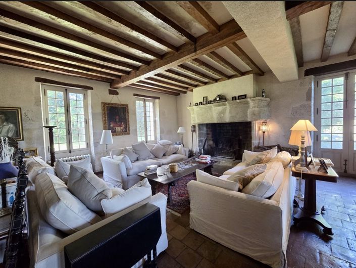 Image No.7-6 Bed House for sale