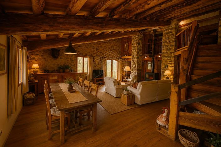Image No.5-9 Bed House for sale