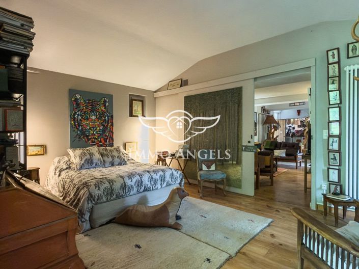 Image No.14-3 Bed House for sale