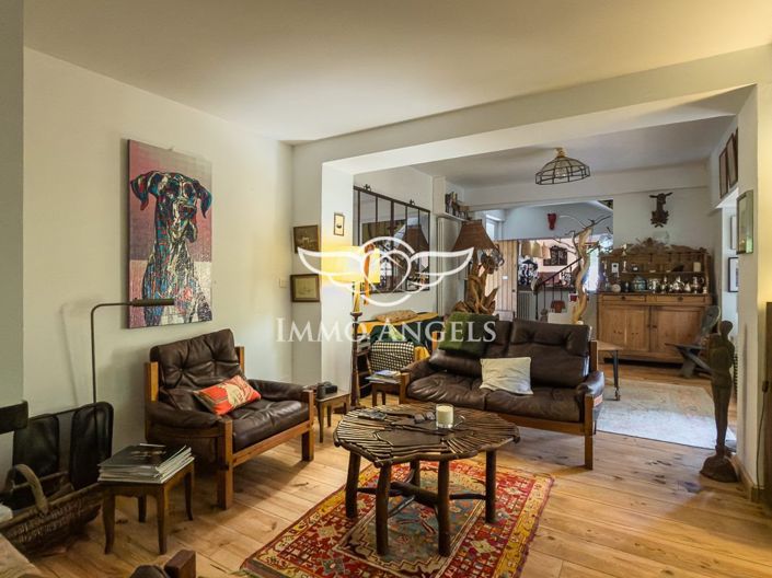 Image No.8-3 Bed House for sale