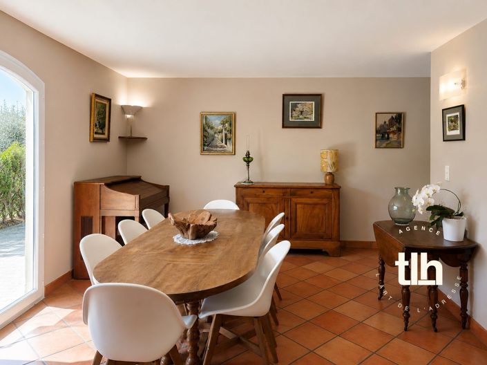 Image No.15-4 Bed House for sale
