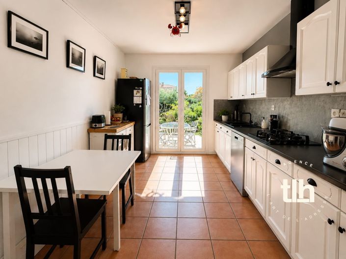Image No.17-4 Bed House for sale