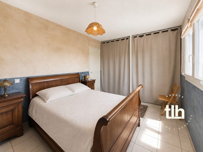 Image No.22-4 Bed House for sale