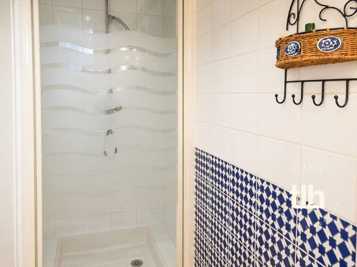 Image No.23-4 Bed House for sale