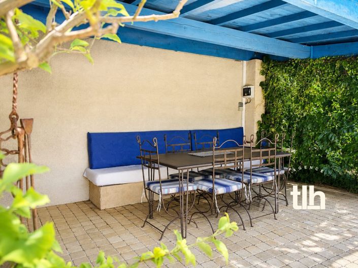 Image No.6-4 Bed House for sale