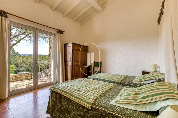 Image No.13-5 Bed House for sale