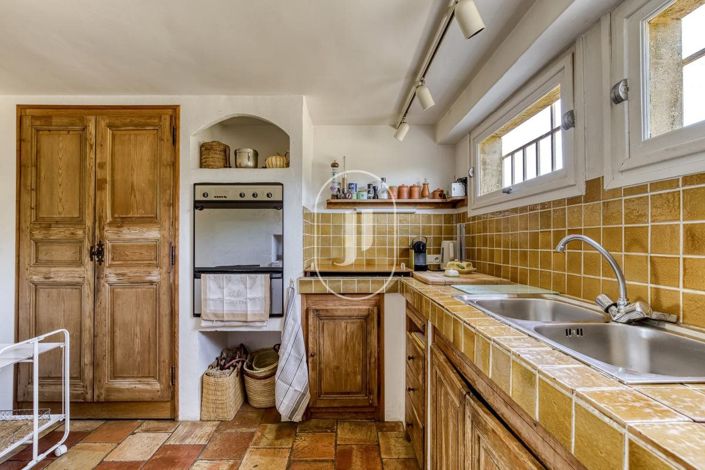 Image No.21-5 Bed House for sale