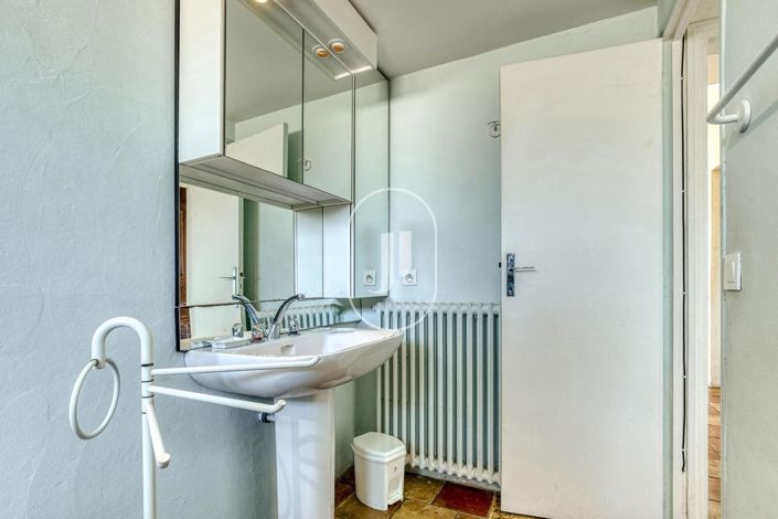 Image No.23-5 Bed House for sale