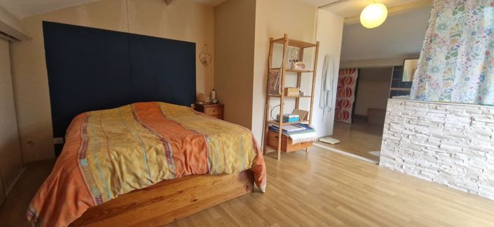 Image No.10-4 Bed Property for sale
