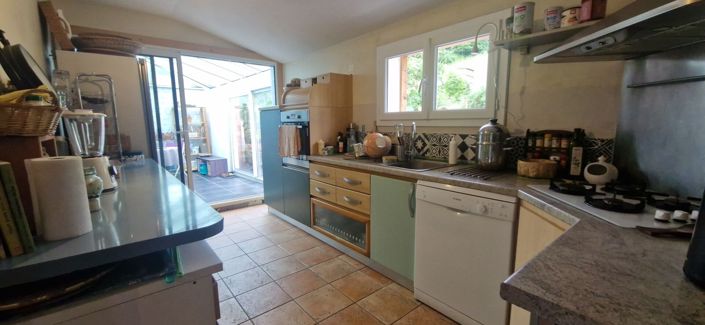 Image No.3-4 Bed Property for sale