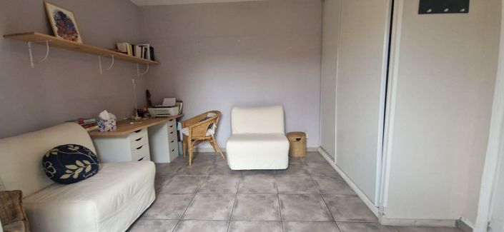 Image No.8-4 Bed Property for sale