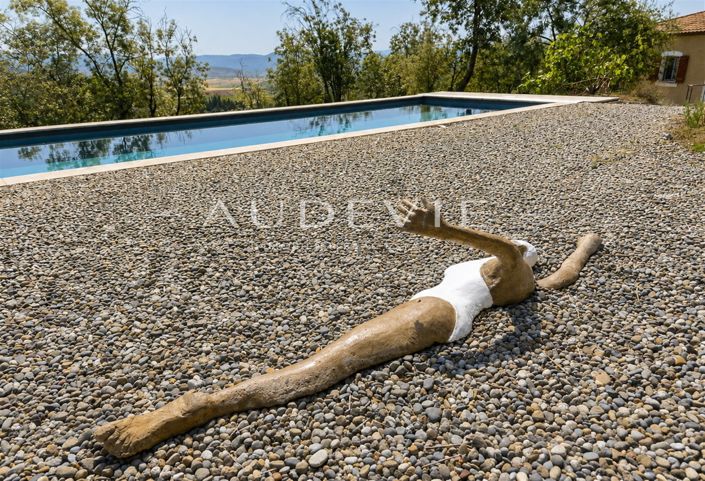 Image No.22-4 Bed House for sale