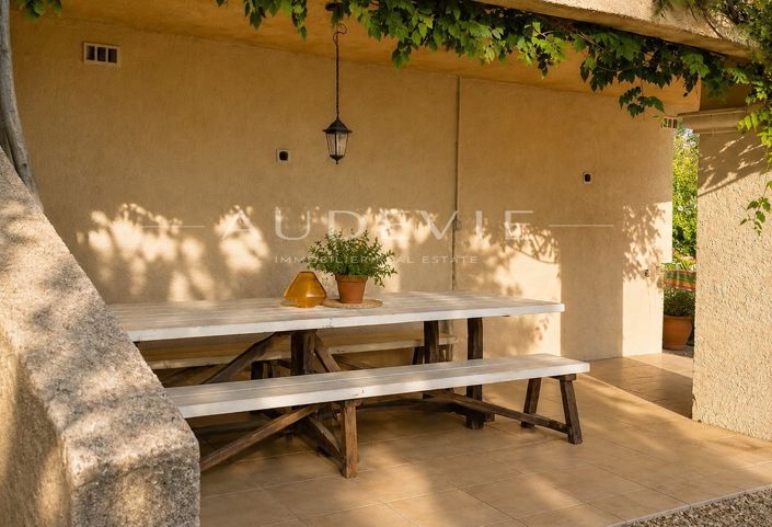 Image No.5-4 Bed House for sale