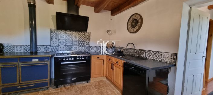 Image No.7-3 Bed House for sale