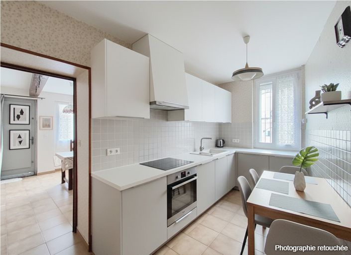 Image No.6-2 Bed House for sale