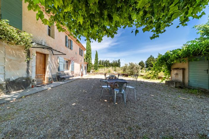 Image No.12-8 Bed House for sale