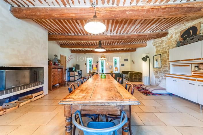 Image No.19-8 Bed House for sale