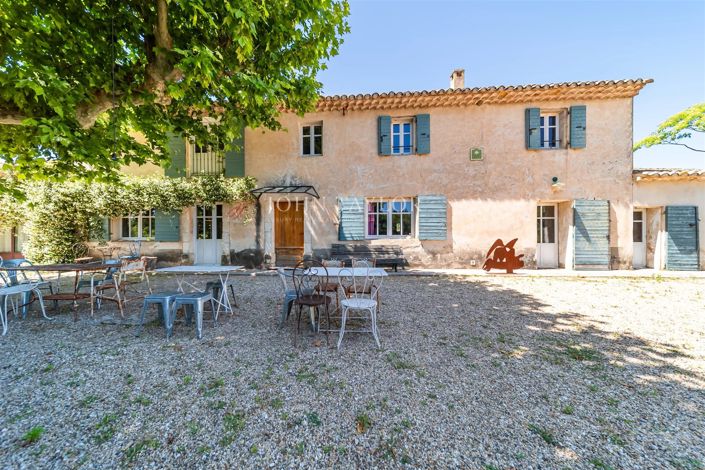 Image No.2-8 Bed House for sale