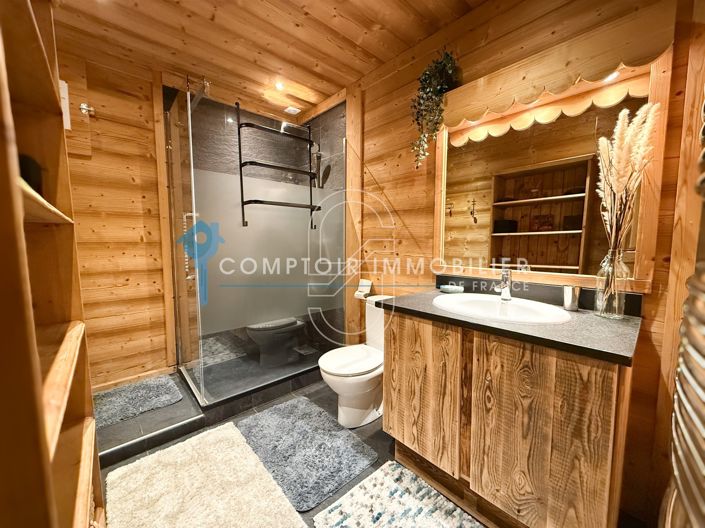 Image No.10-4 Bed House for sale