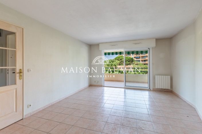 Image No.2-Appartement de 1 chambre à vendre à Saint-Raphael
