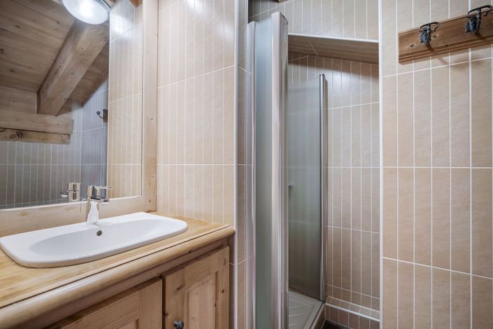 Image No.18-4 Bed Apartment for sale