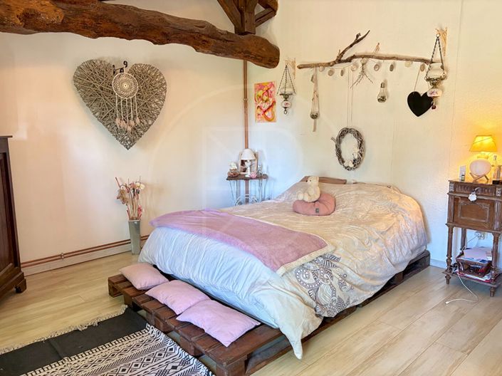Image No.11-3 Bed House for sale