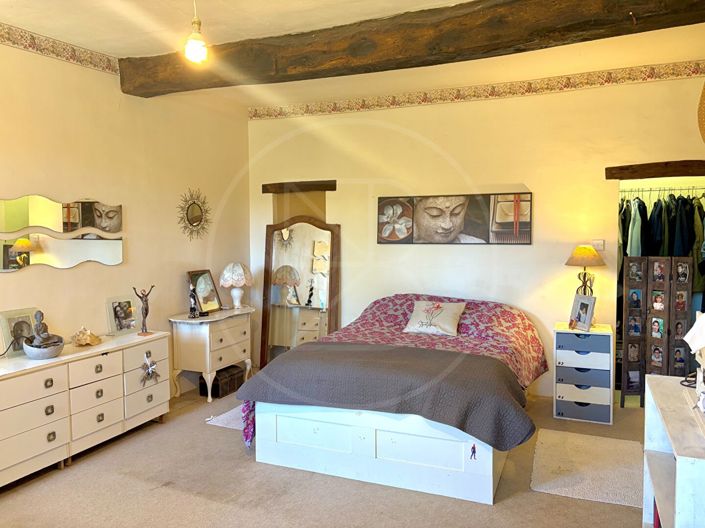 Image No.9-3 Bed House for sale