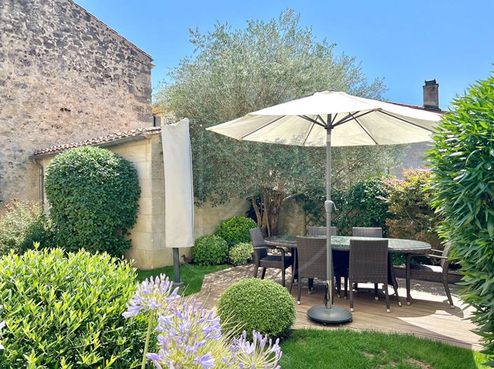 Image No.17-3 Bed House for sale