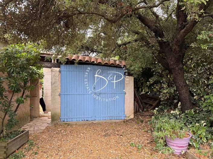 Image No.16-4 Bed House for sale