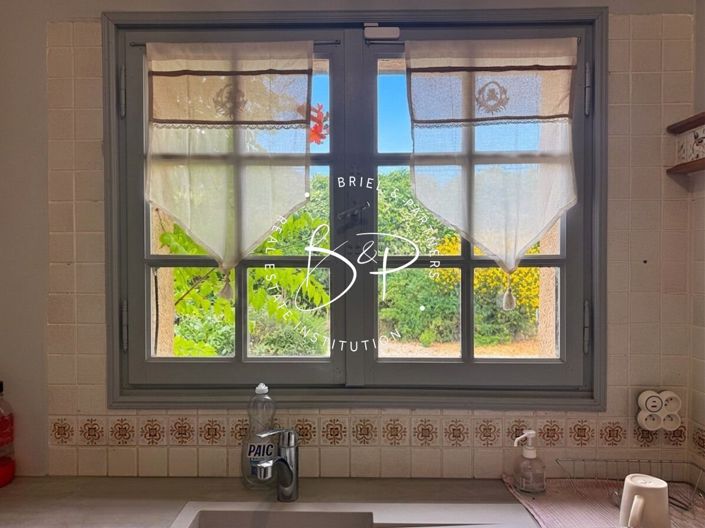 Image No.8-4 Bed House for sale