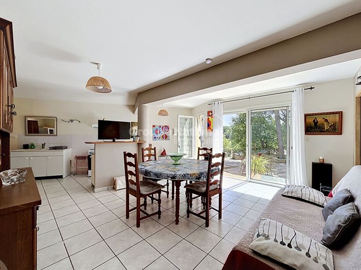 Image No.23-5 Bed House for sale