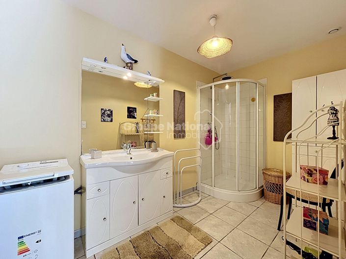 Image No.26-5 Bed House for sale