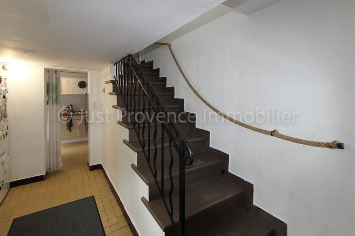 Image No.9-1 Bed House for sale