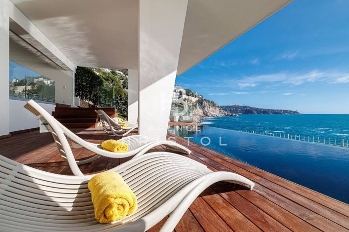 Image No.2-4 Bed House for sale