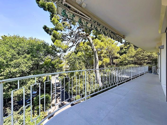Image No.10-1 Bed Apartment for sale