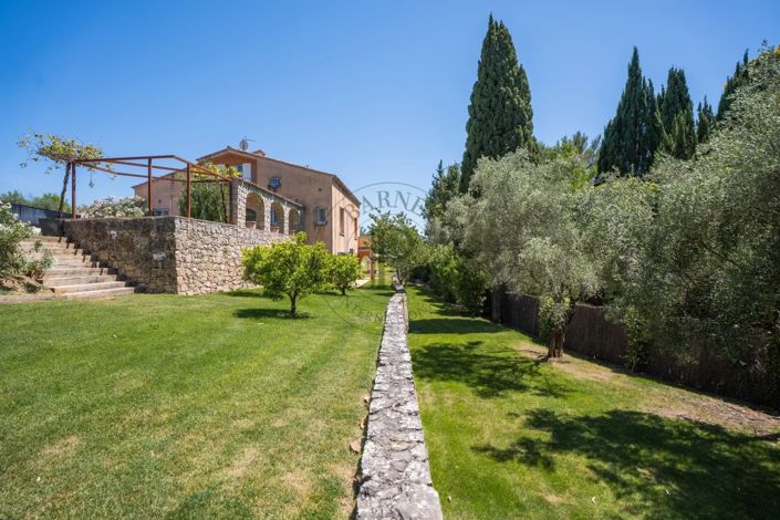Image No.2-Maison de 4 chambres à vendre à Mougins
