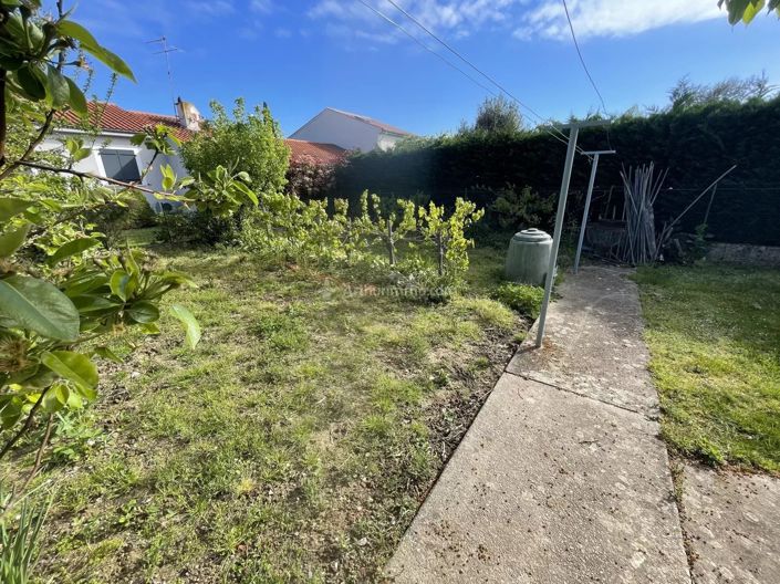 Image No.16-4 Bed House for sale