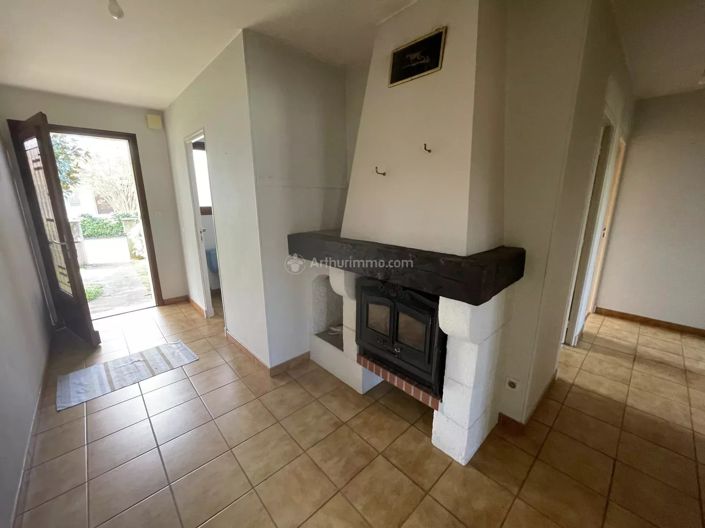 Image No.4-4 Bed House for sale