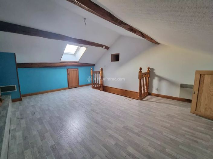 Image No.8-3 Bed House for sale