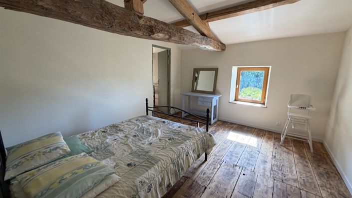 Image No.18-8 Bed House for sale