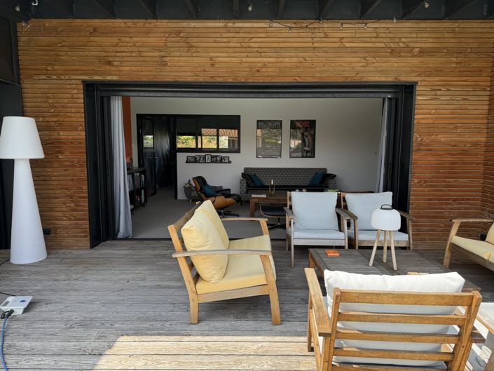Image No.22-5 Bed House for sale