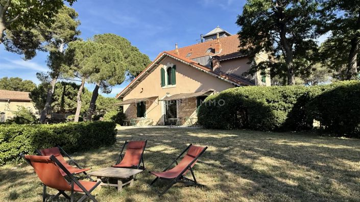 Image No.6-8 Bed Property for sale