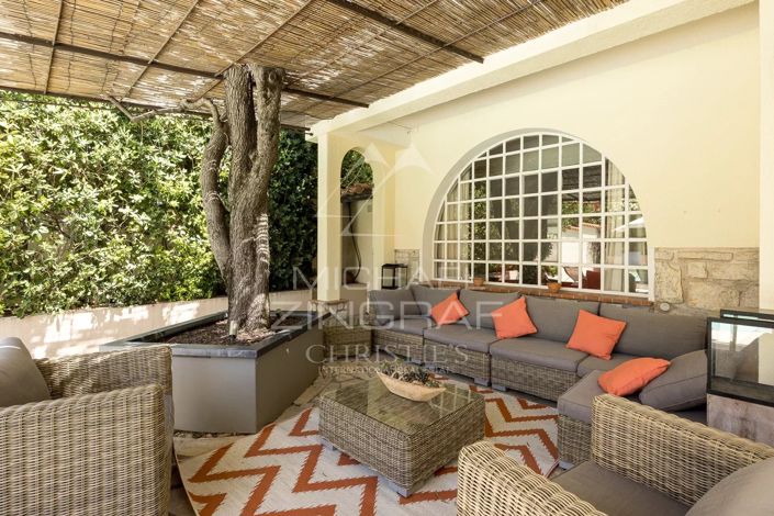 Image No.3-4 Bed House for sale