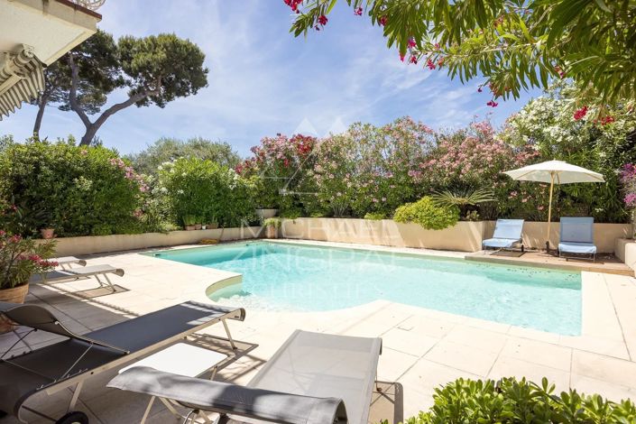 Image No.4-4 Bed House for sale